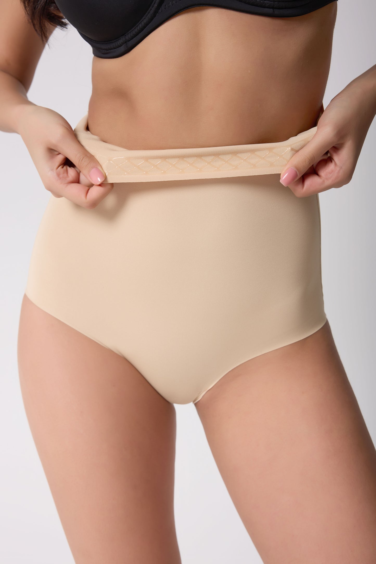 Yüksek Bel Lazer Kesim Slip Korse